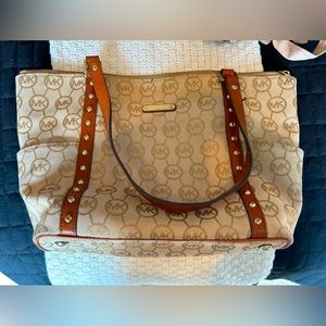 Michael Kors purse